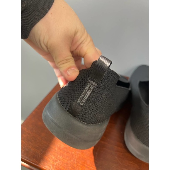 Skechers gen 5 Stretch Fit all black slip on shoes - Picture 5 of 8